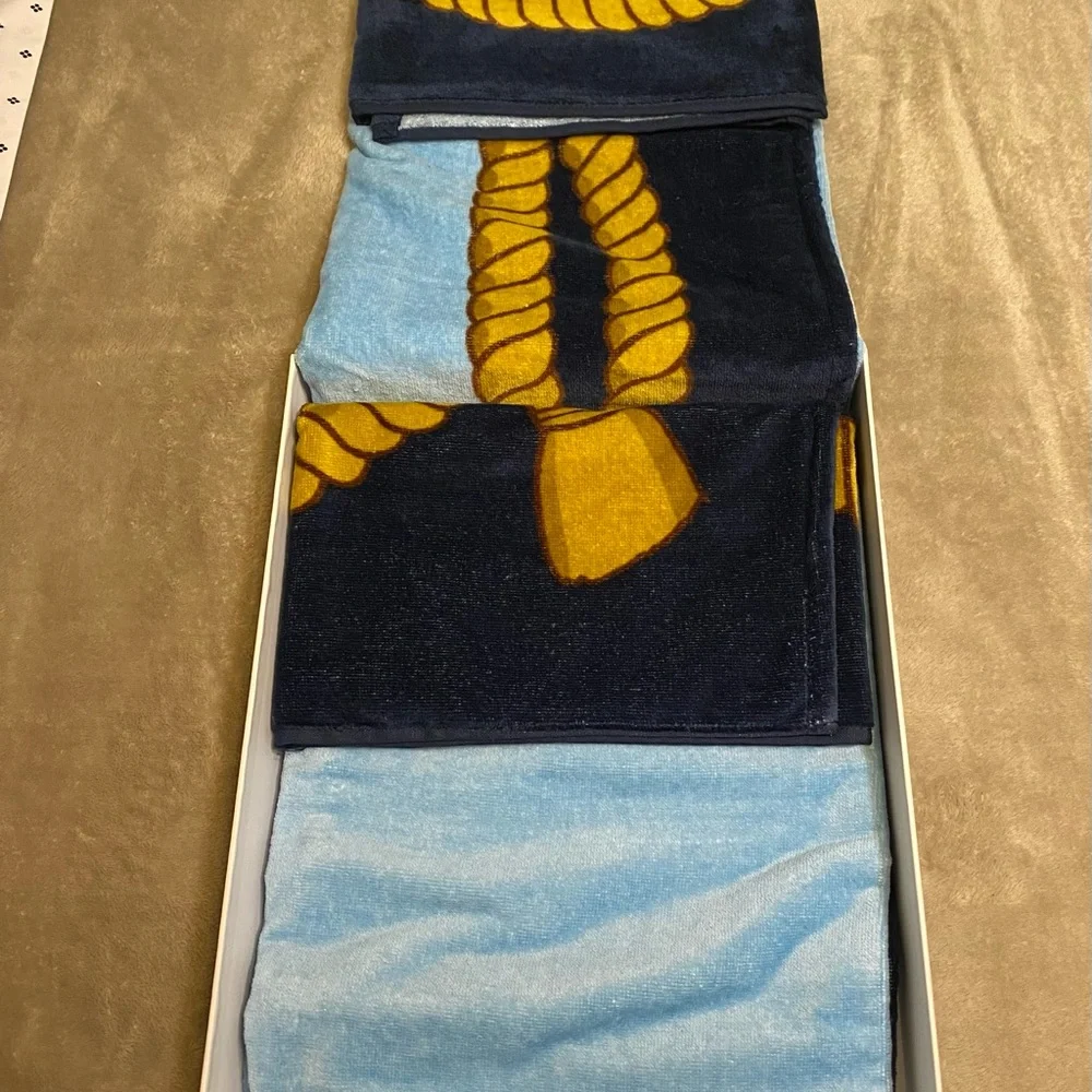 Dolce gabbana towel new… cotton